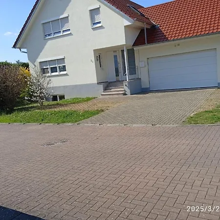 Ferien-appartement In * Засбах